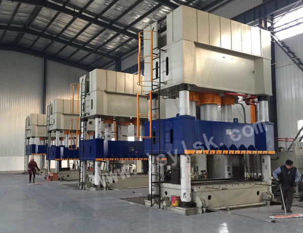 YL32四柱液壓機